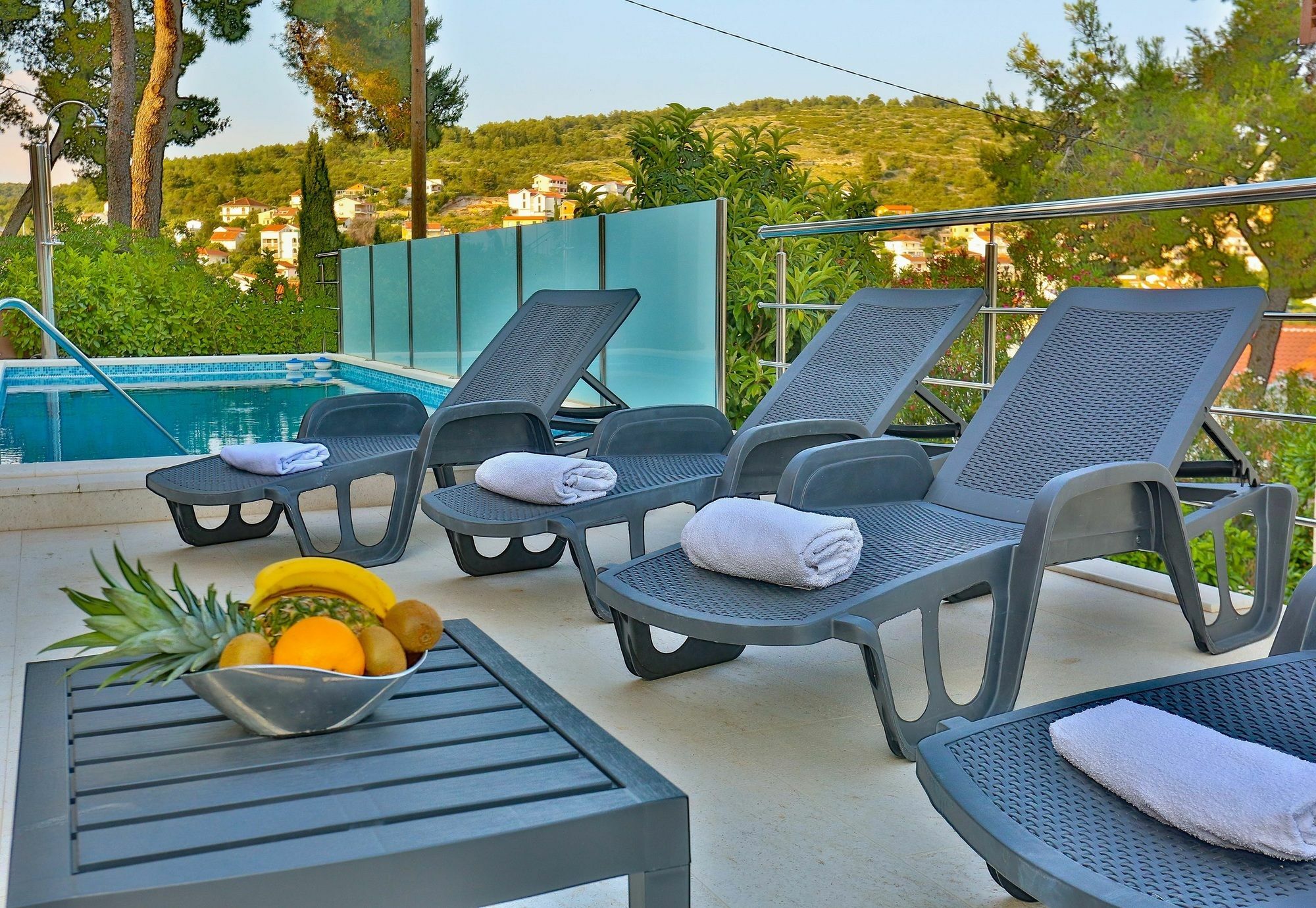 Apartments Marly Trogir Exterior foto